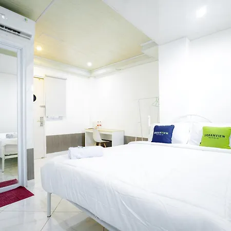 Urbanview Hotel Kota Tua Jakarta-2